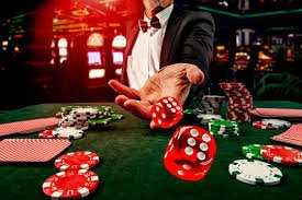 Pengguna bidaktoto menikmati sports betting dan live casino dari smartphone di rumah